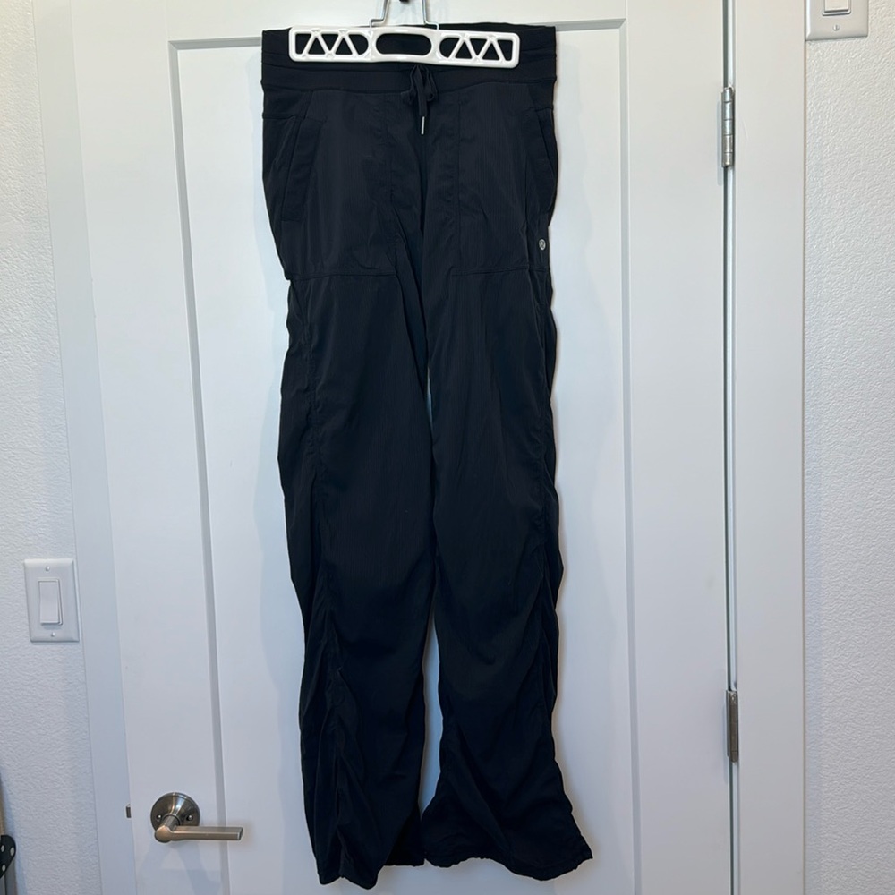 Lululemon 🍋 Dance Studio Pants sz 4 🖤